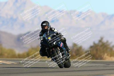 media/Jan-09-2022-SoCal Trackdays (Sun) [[2b1fec8404]]/Turn 14 (10am)/